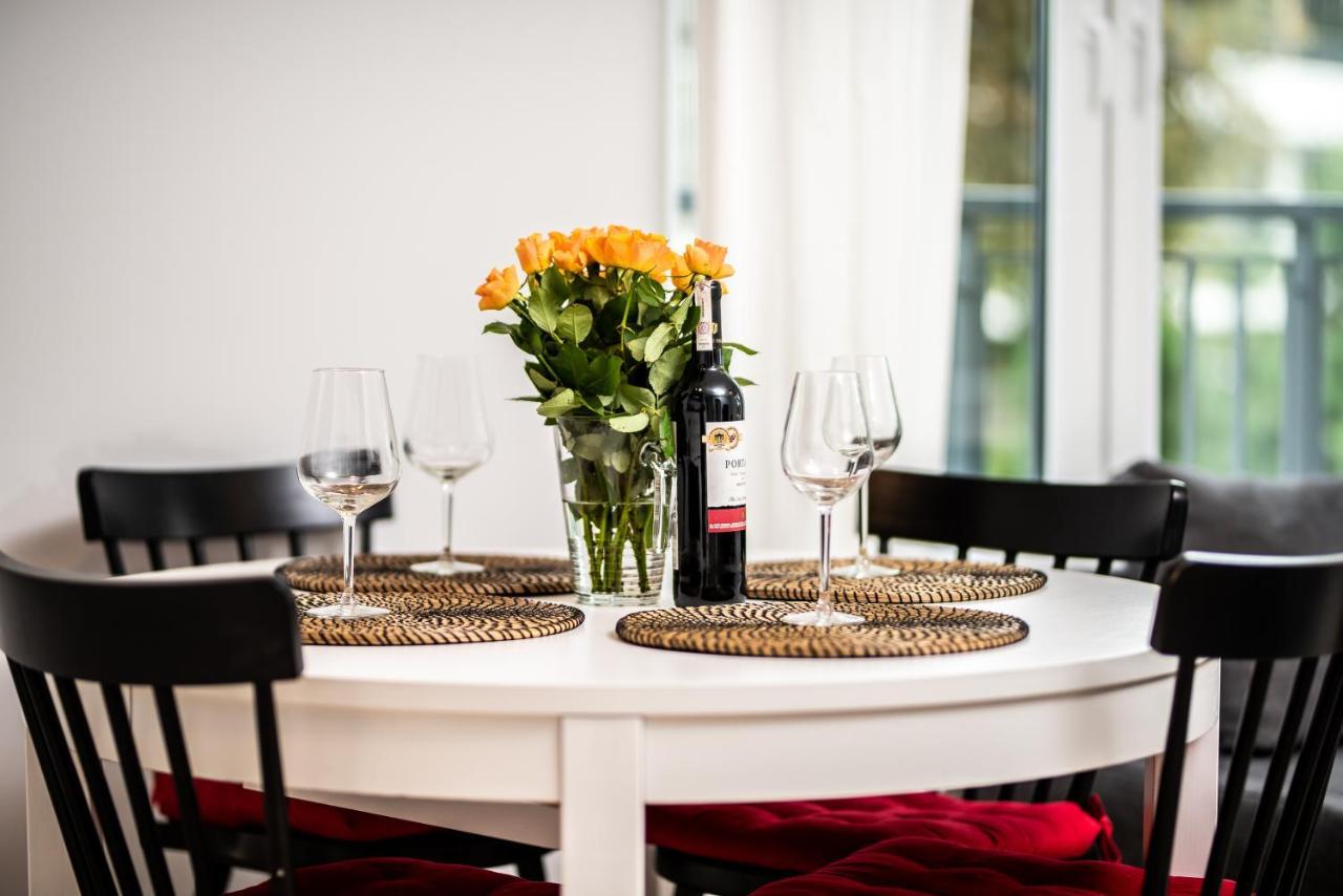 Апартаменты Apartament Mio Mare Устроне-Морске Экстерьер фото